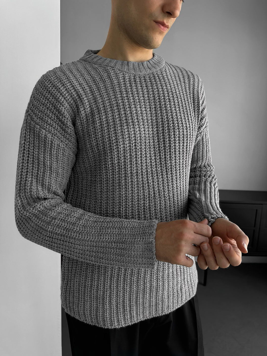 Slim Fit Braid Knit Sweater - Grey