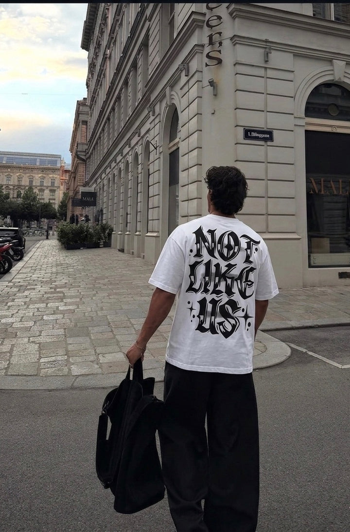 Oversize Not Like Us T-shirt - Ecru