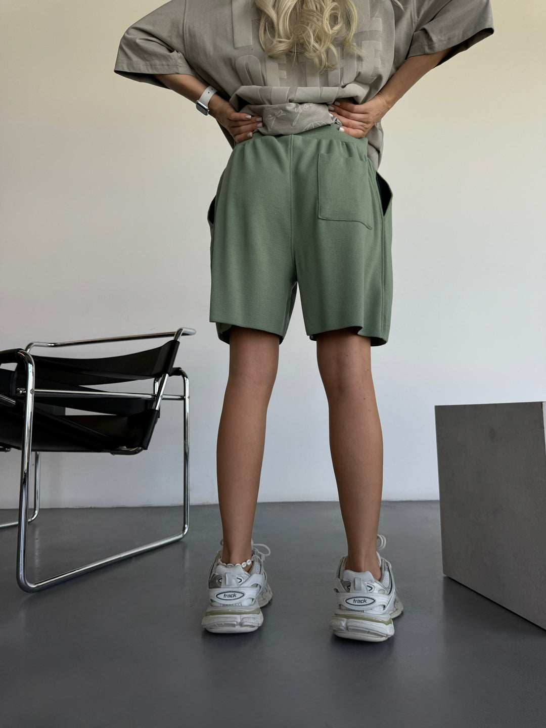 Loose Fit Seam Shorts - Moss