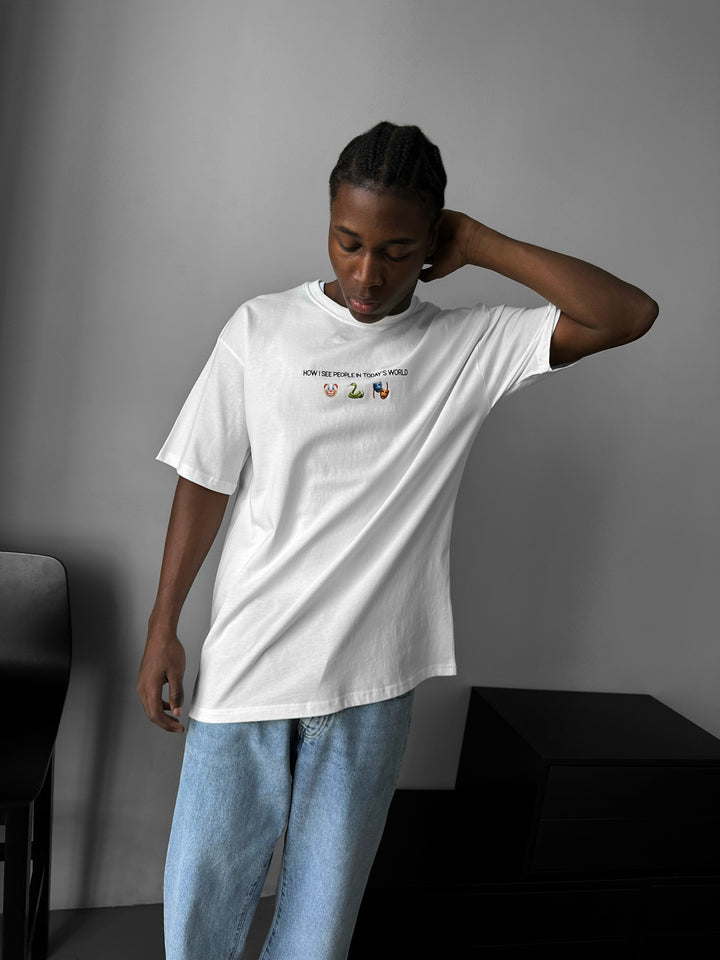 Oversize "Today's World" T-Shirt - Ecru