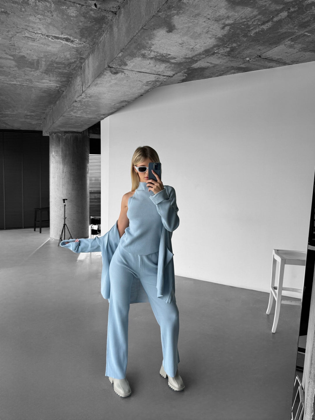 Knit Suit with Trousers - Babyblue