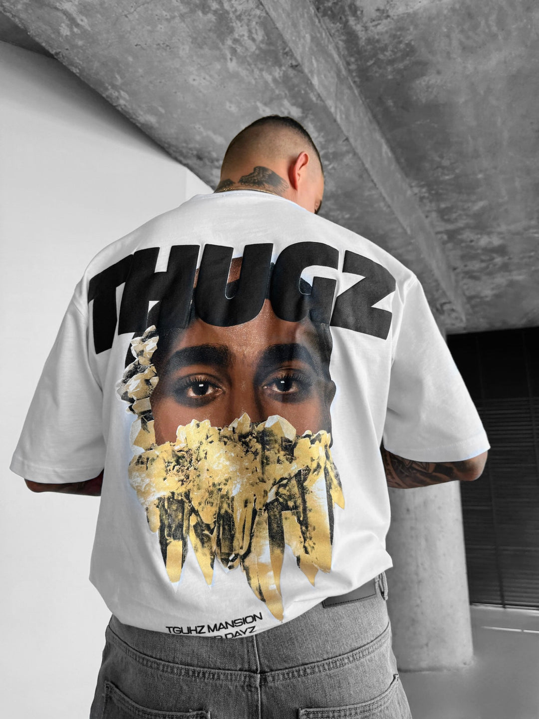Oversize 'Thugz' T-shirt - Ecru