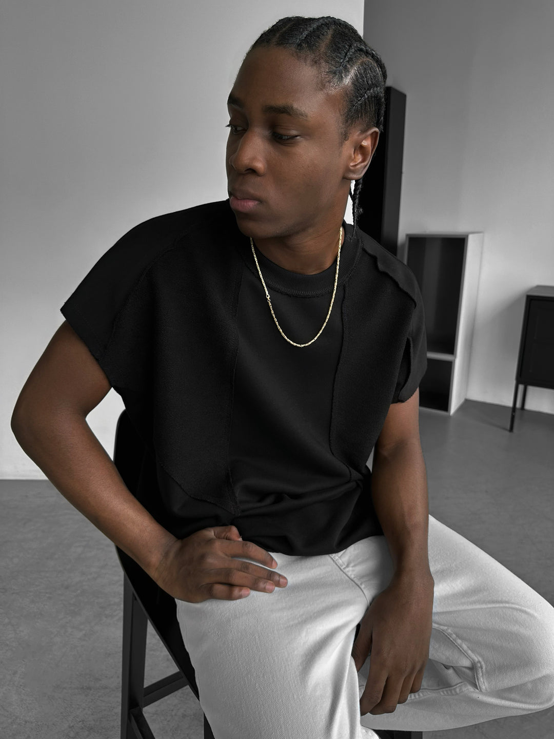 Oversized Batwing Seam-Detail T-Shirt - Black