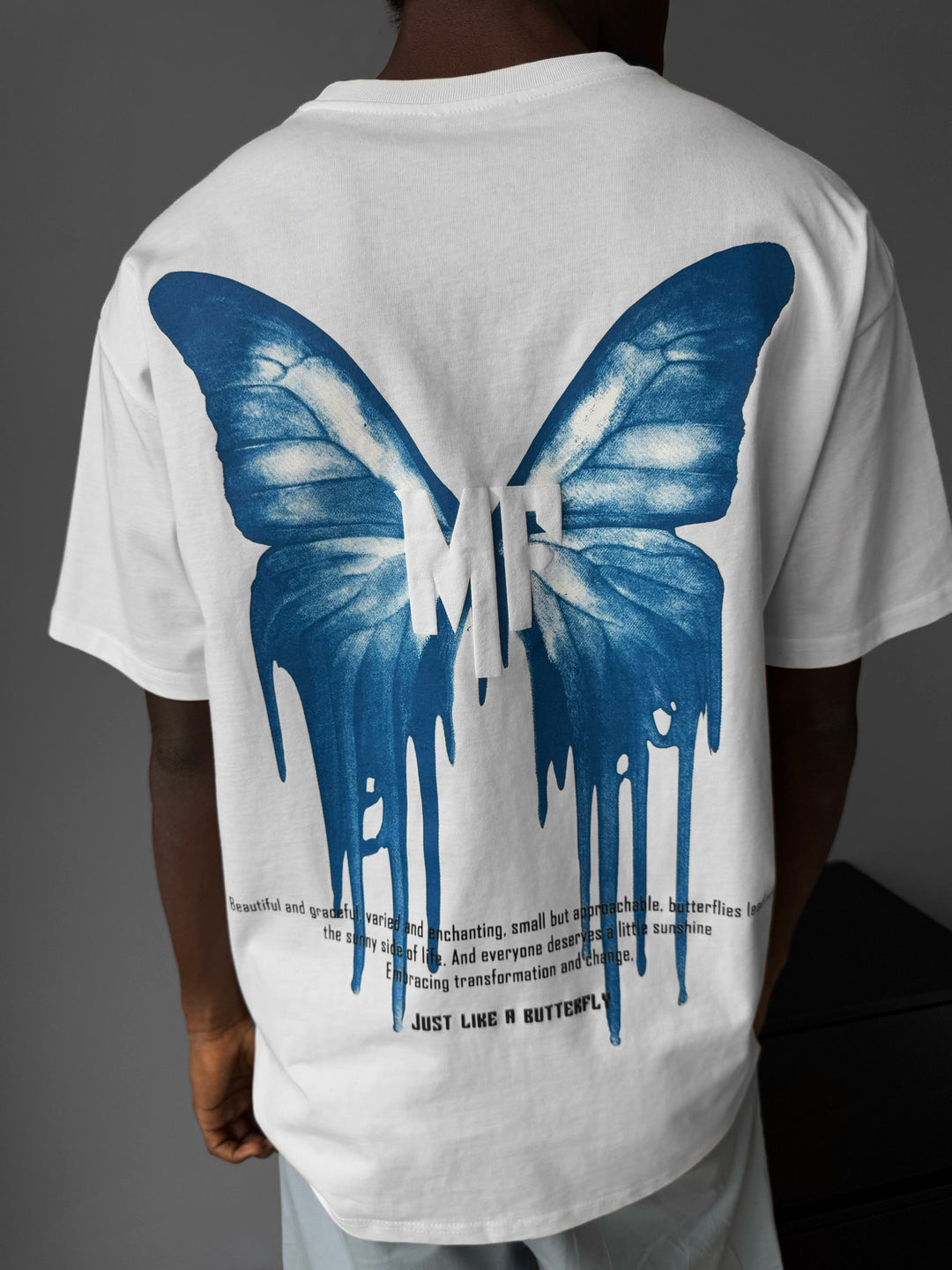 Oversize 'Like a Butterfly' T-Shirt - Ecru