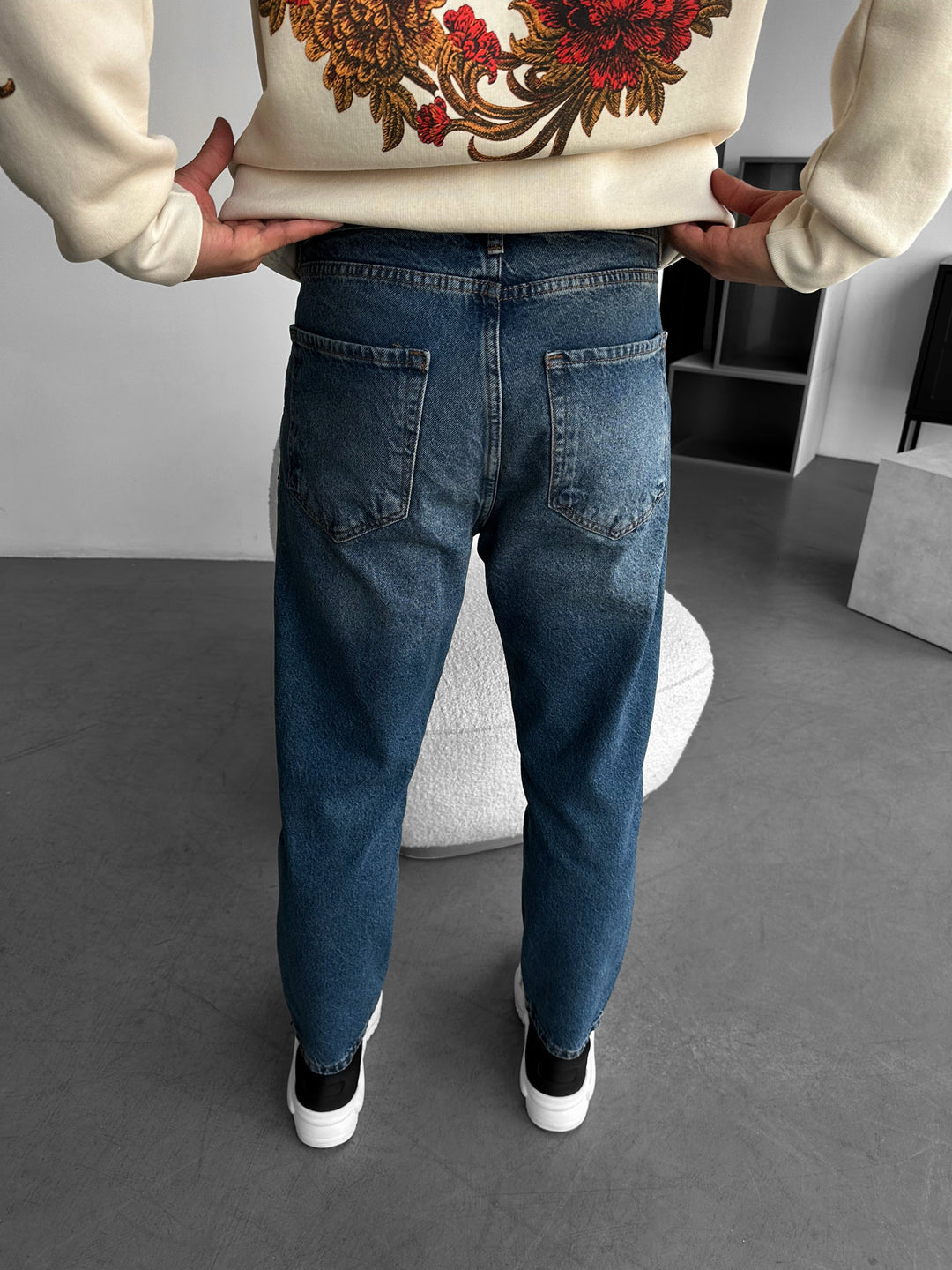 Boyfriend Fit Washed Jeans - Dark Blue