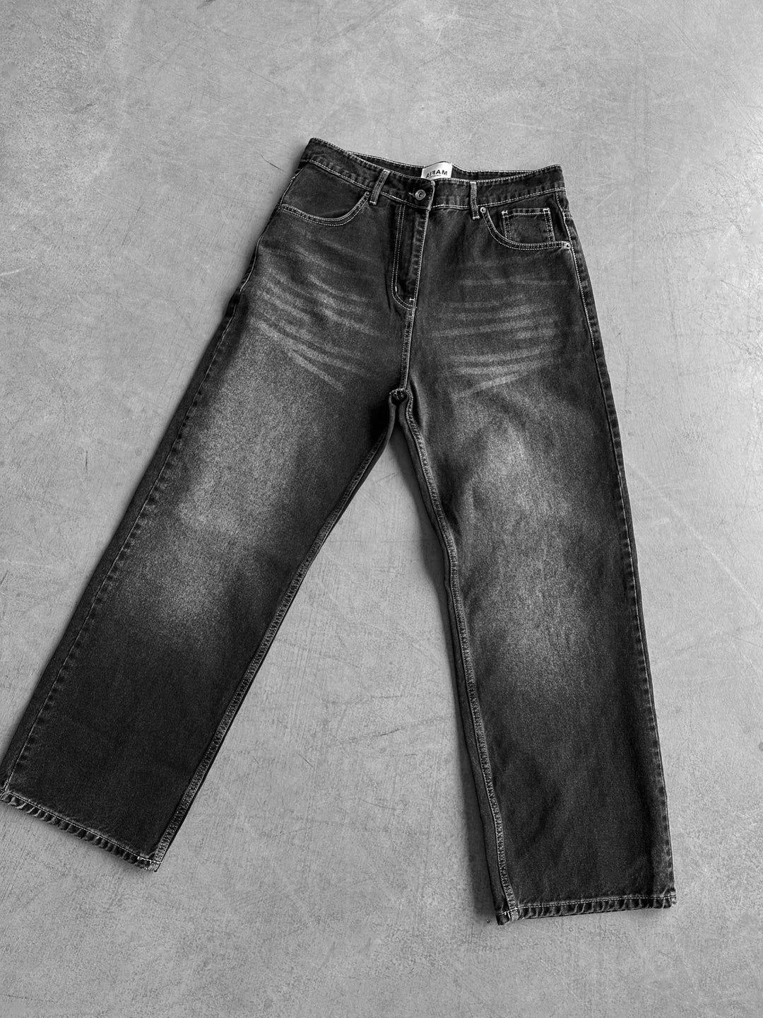 Relax Baggy Washed Jeans  - Black