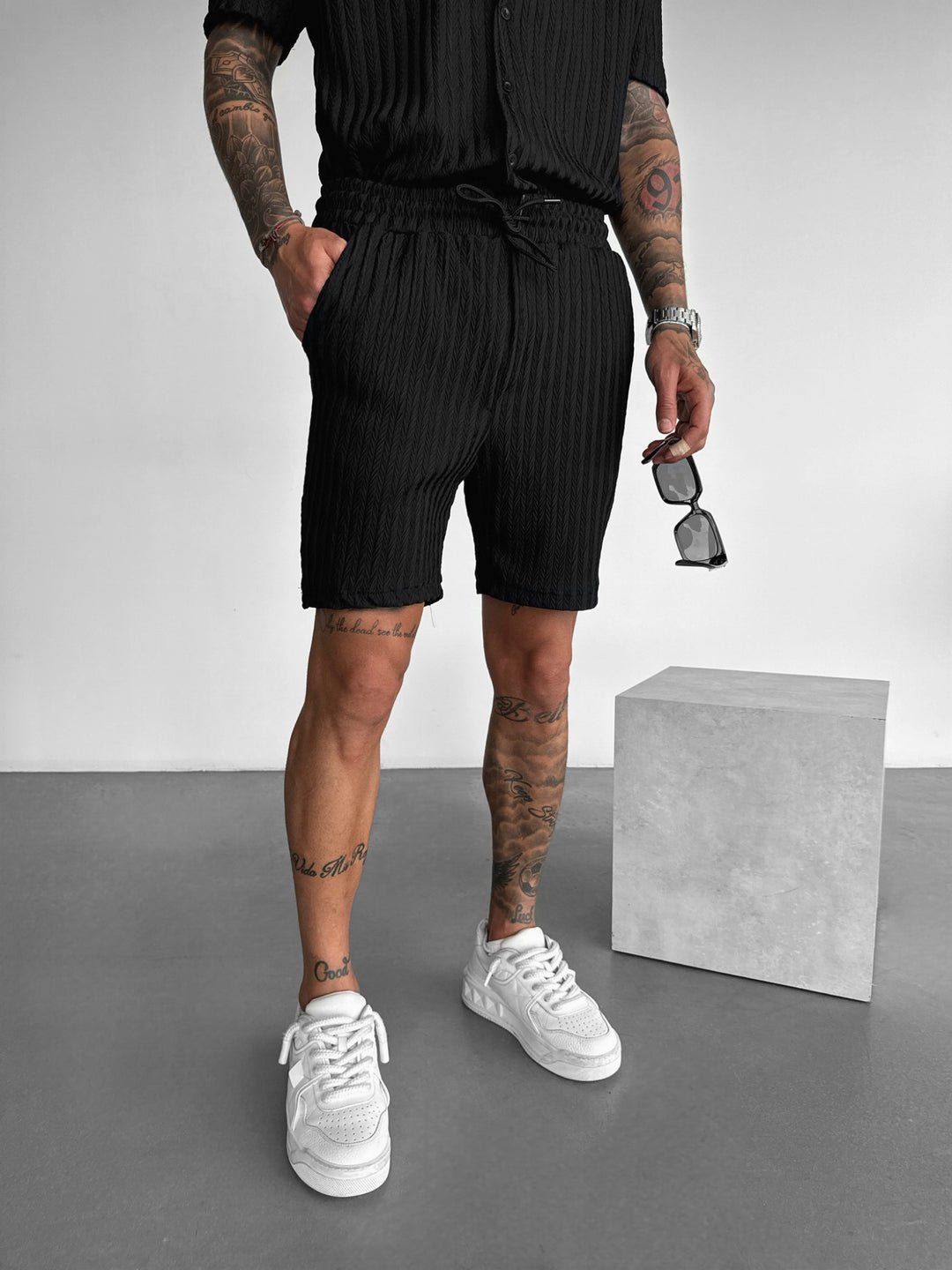 Loose Fit Structured Shorts - Black