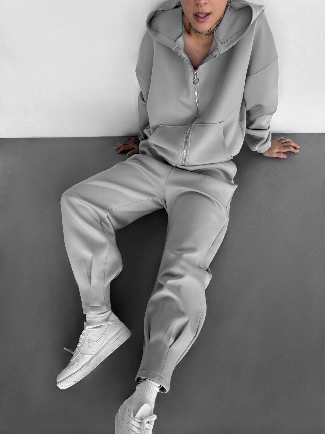 Oversize Diver Fabric Zipper Sweater - Grey