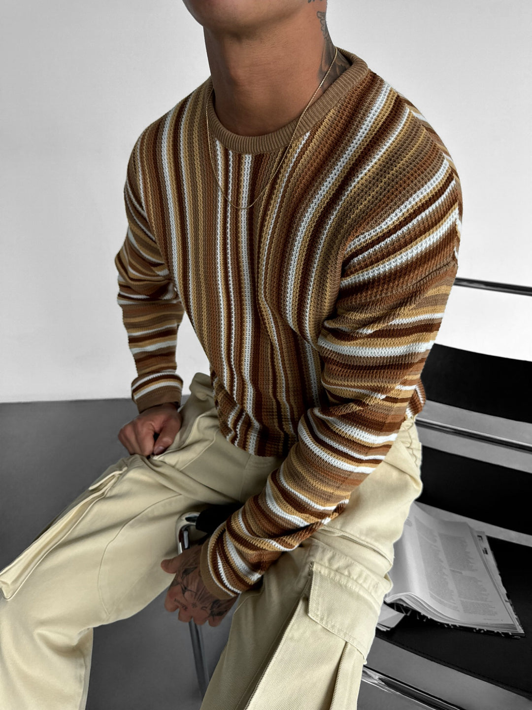 Thin Striped Sweater - Brown