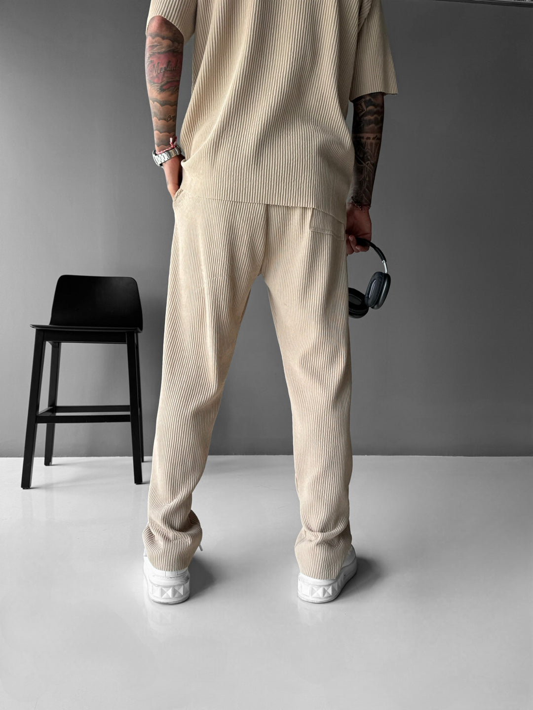 Loose Fit Ribbed Trousers - Beige