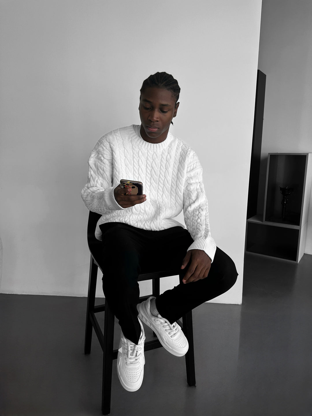 Oversize Knit Braid Sweater - White