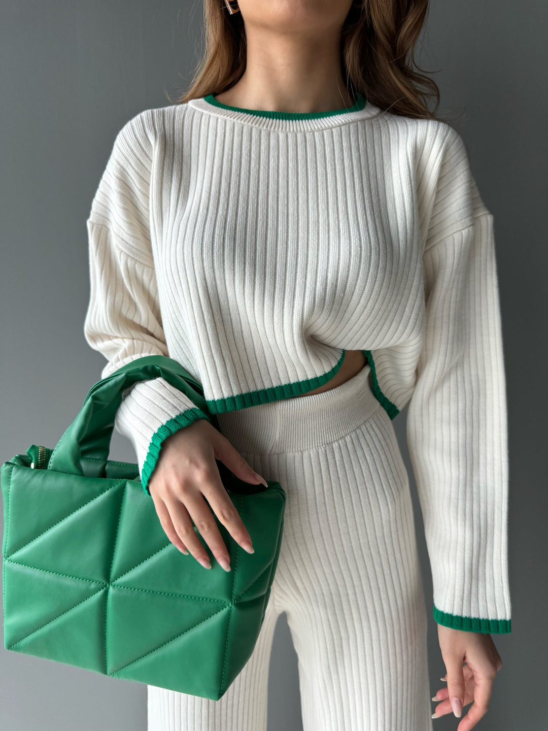 Short Details Knit Pullover - Creme and Green