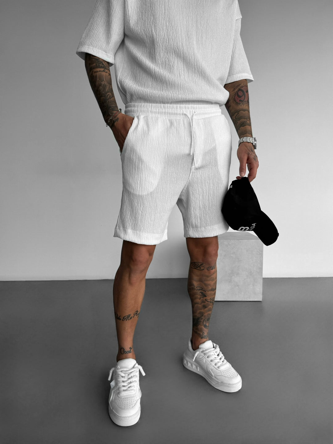 Loose Fit Crepe Shorts - White