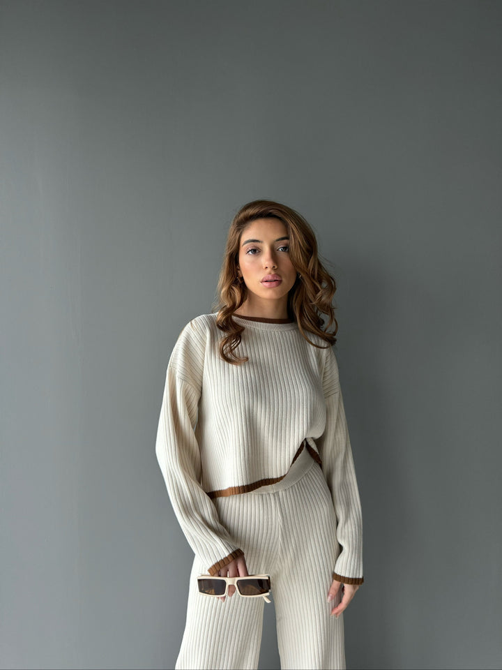 Short Details Knit Pullover - Creme and Brown