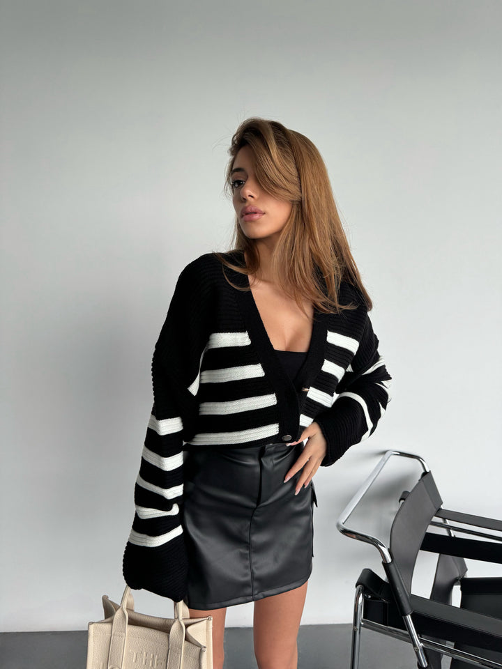 Oversize Textured Knit Cardigan - Black