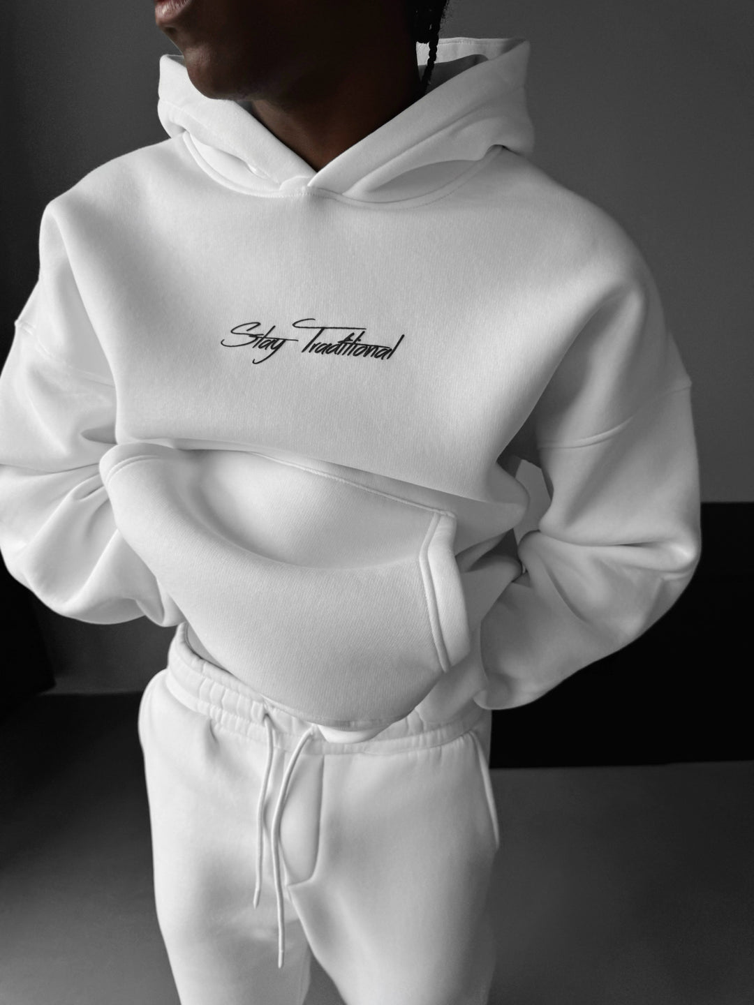 Oversize 'Stay Traditional' Hoodie - White