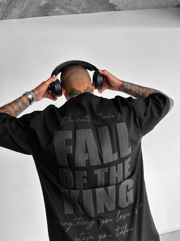 Oversize 'Fall of the King' T-shirt - Black