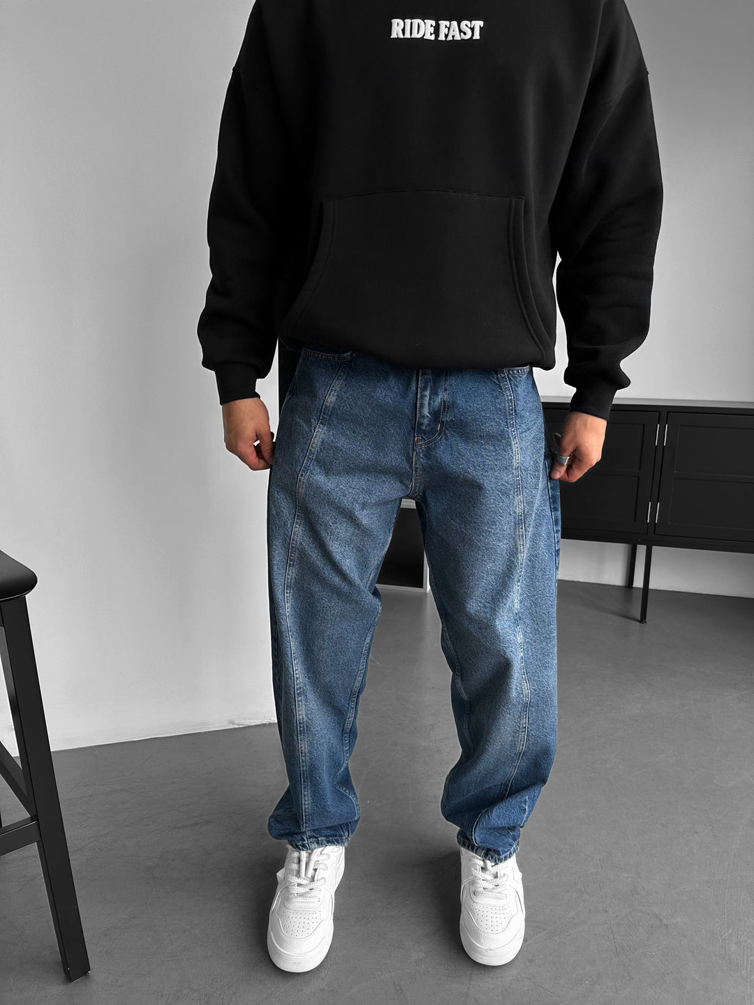 Front Line Baggy Jeans - Blue