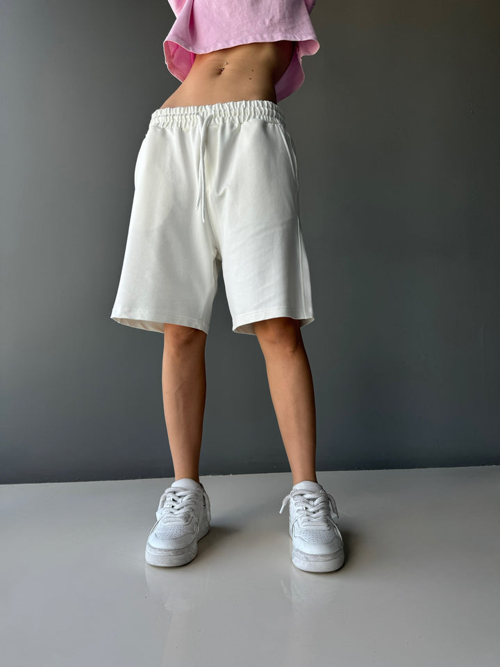 Loose Fit Shorts - Ecru