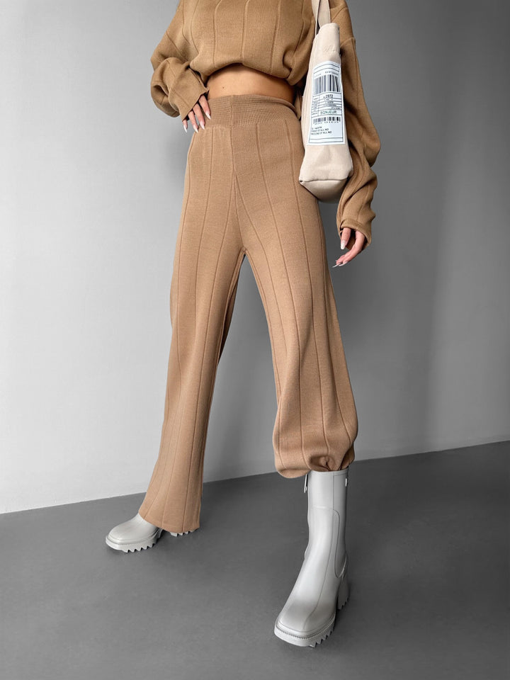 Wide Leg Knit Textured Trousers - Brown