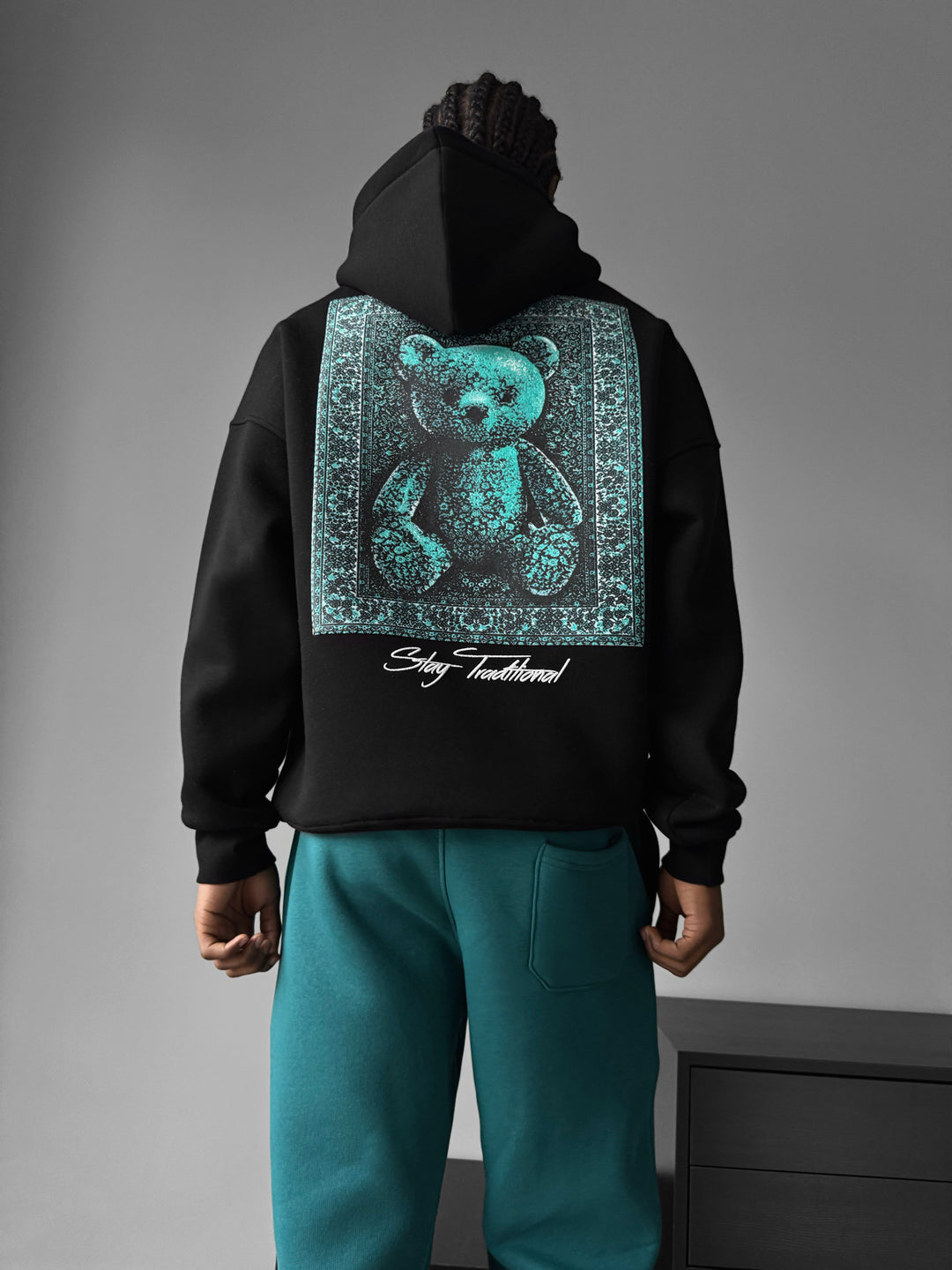 Oversize 'Stay Traditional' Hoodie - Black and Green