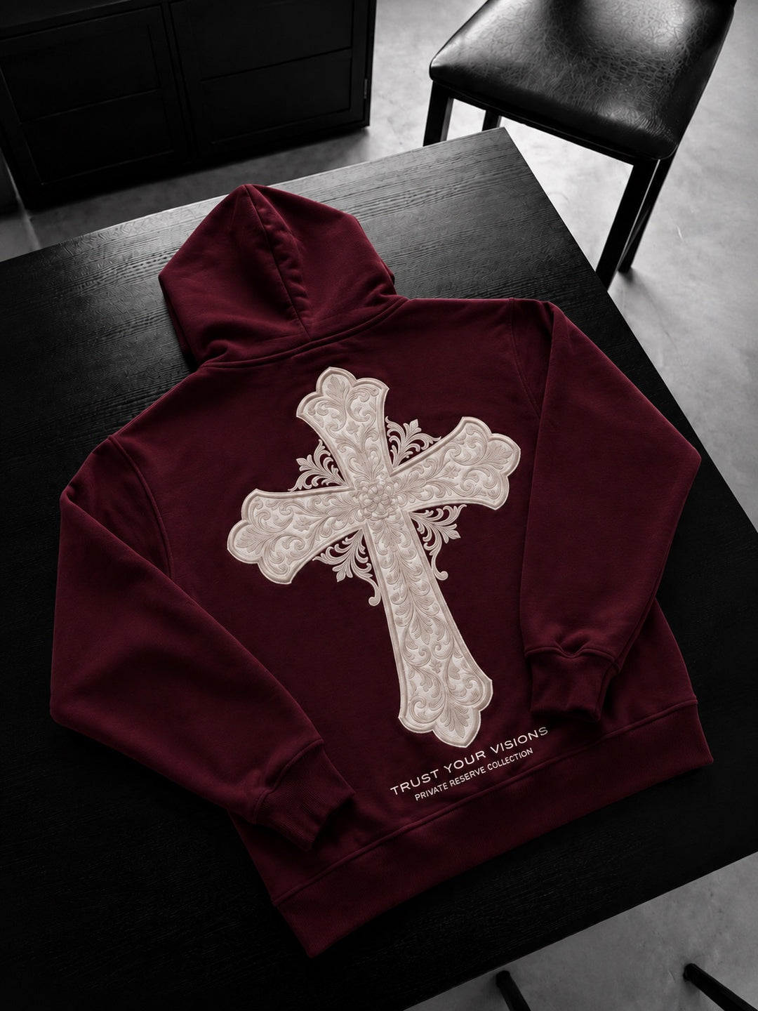Oversize Cross Hoodie - Bordeaux