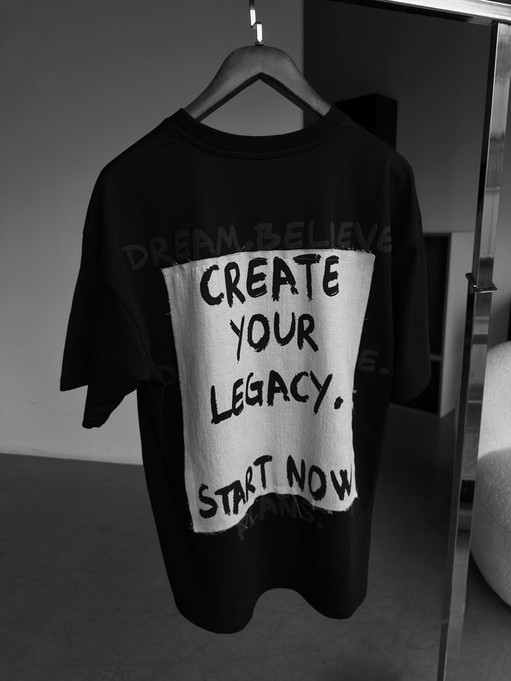 Oversize Legacy T-shirt - Black