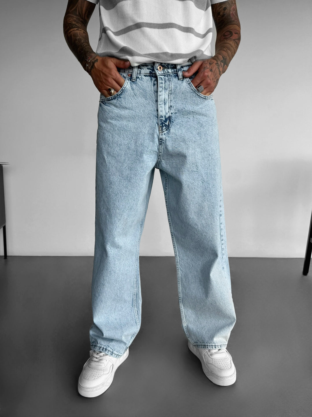 Baggy Washed Jeans - Ice Blue