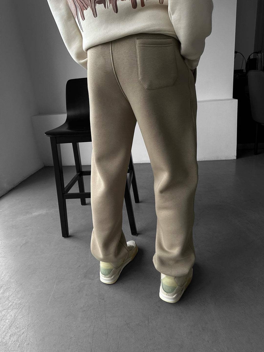 Basic Jogger - Simply Taupe