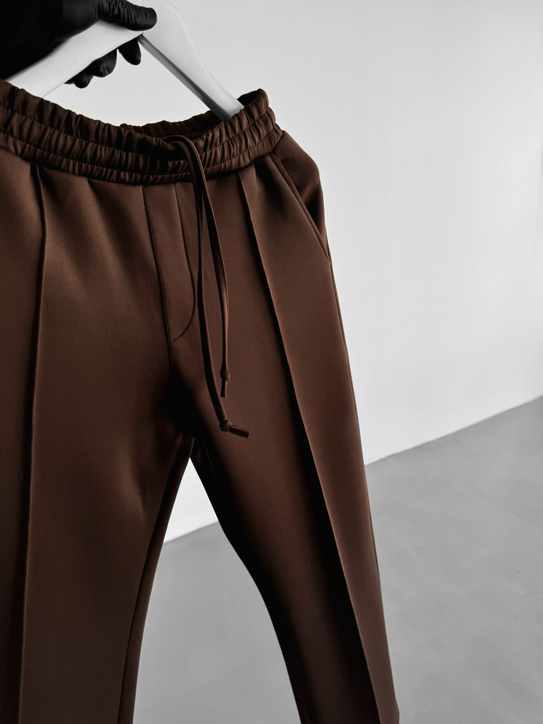 Loose Fit Diver Fabric Trousers - Brown