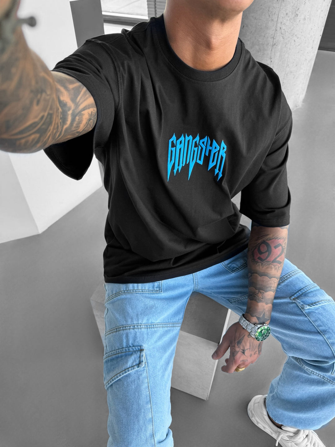 Oversize Gangster T-shirt - Black and Blue