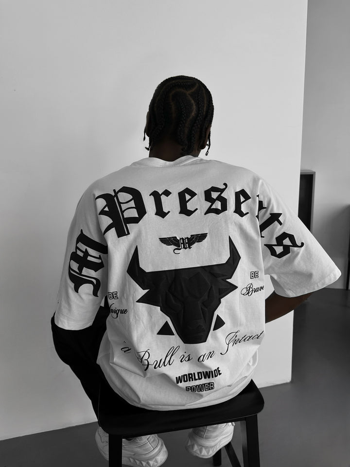 Oversize Bull Worldwide T-shirt - Ecru and Black