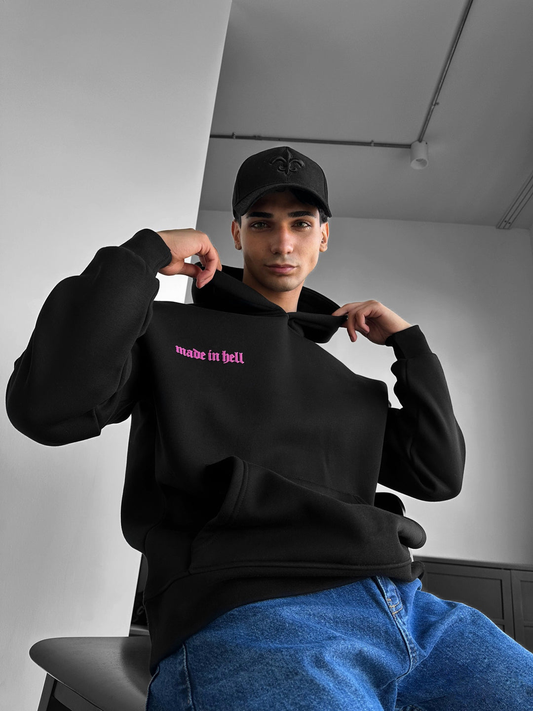 Oversize Made in Hell Hoodie - Black and Lila