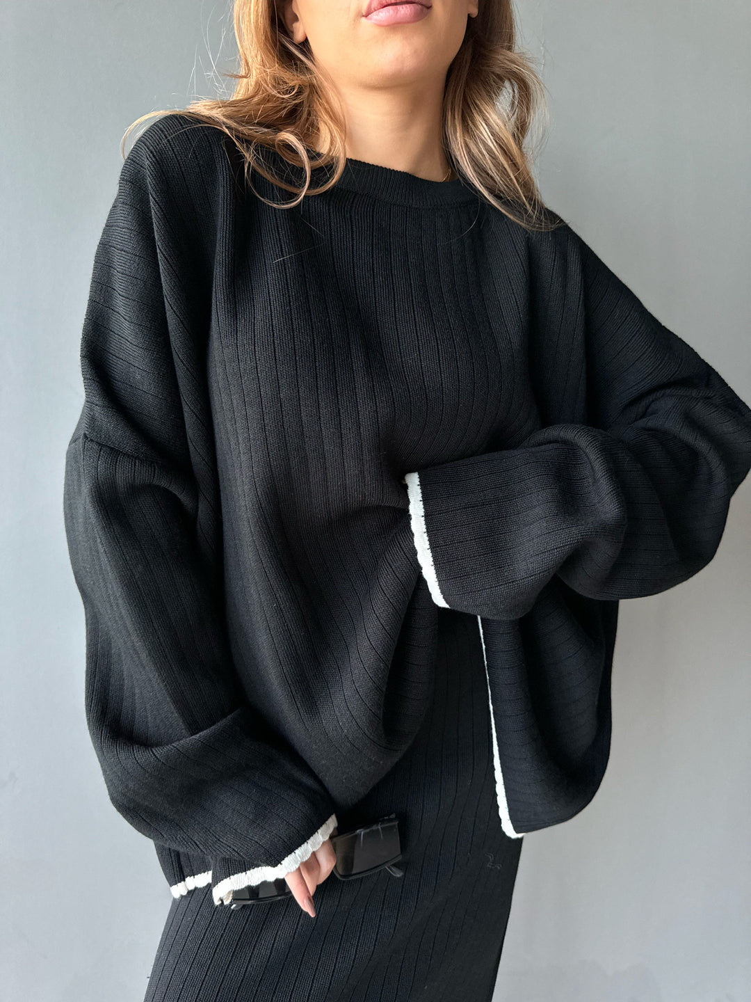 Knit Line Pullover - Black