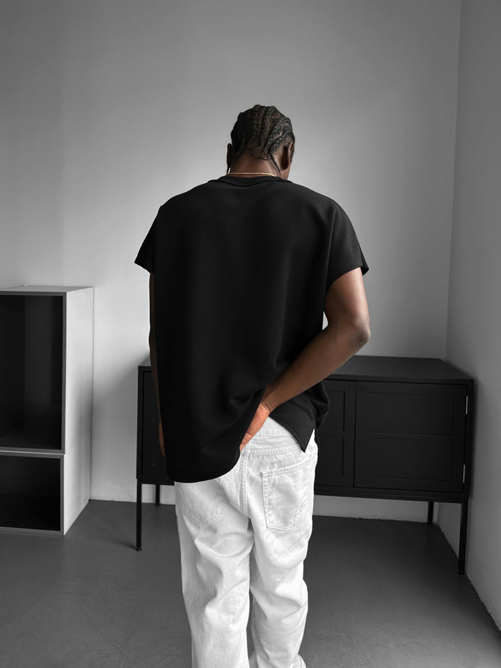 Oversized Batwing Seam-Detail T-Shirt - Black