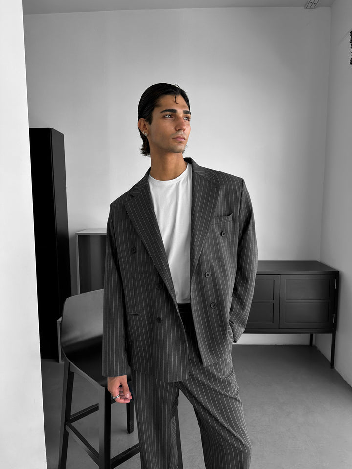 Oversize Pinstripe Double-Breasted Suit - Anthracite