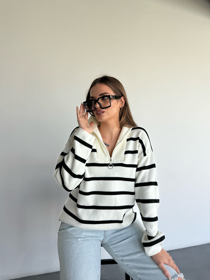 Thin Striped Zipper Sweater - Ecru