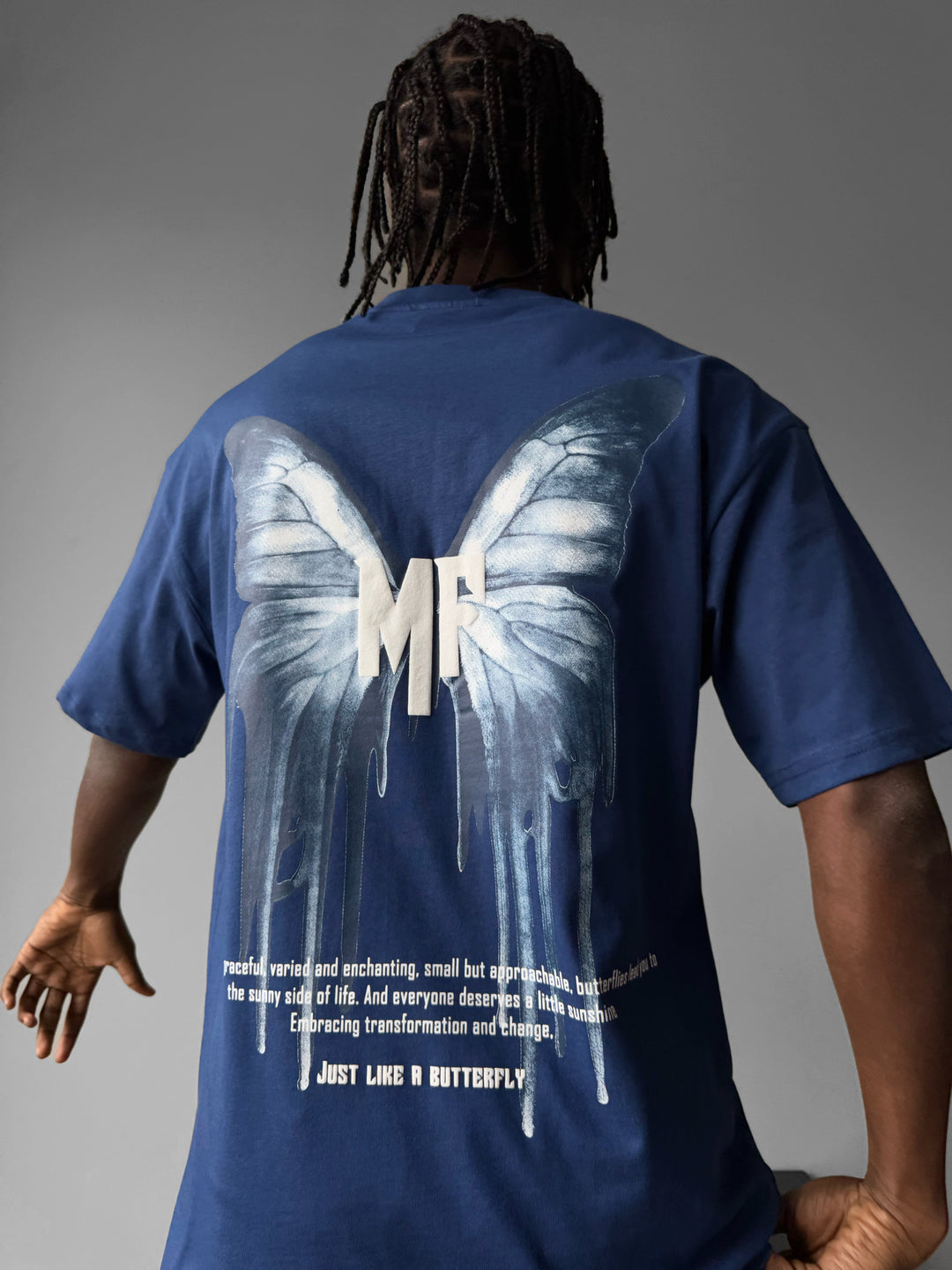 Oversize 'Like a Butterfly' T-Shirt - Navy Peony