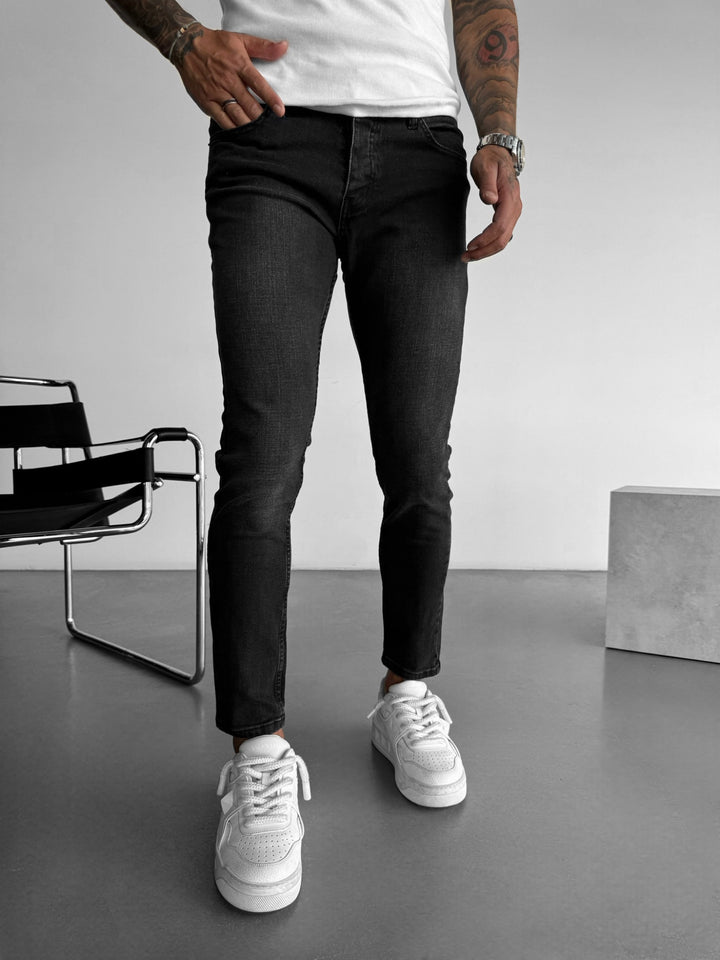 Slim Fit Washed Jeans - Black