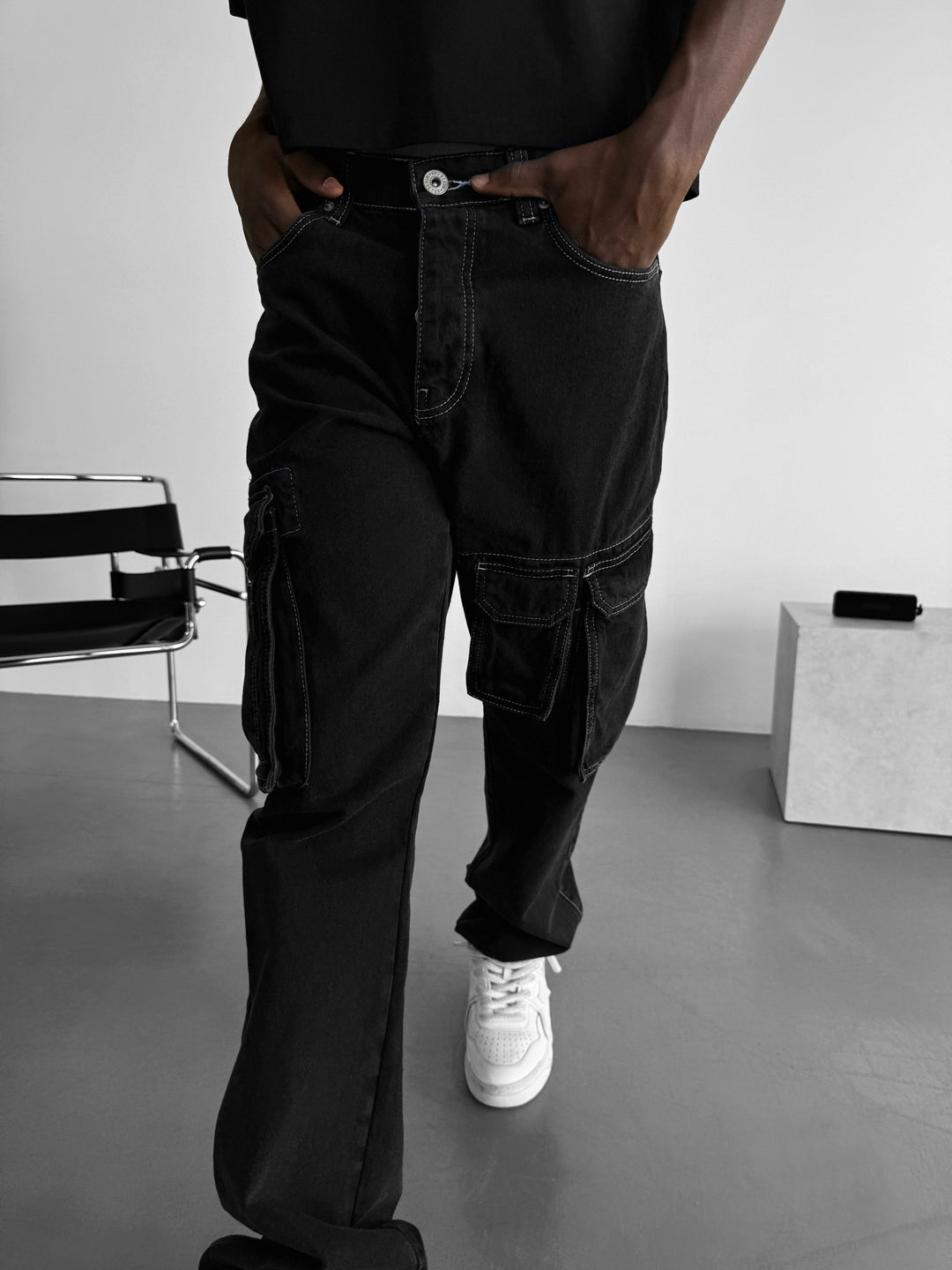 Baggy Cargo Jeans with Pockets - Black