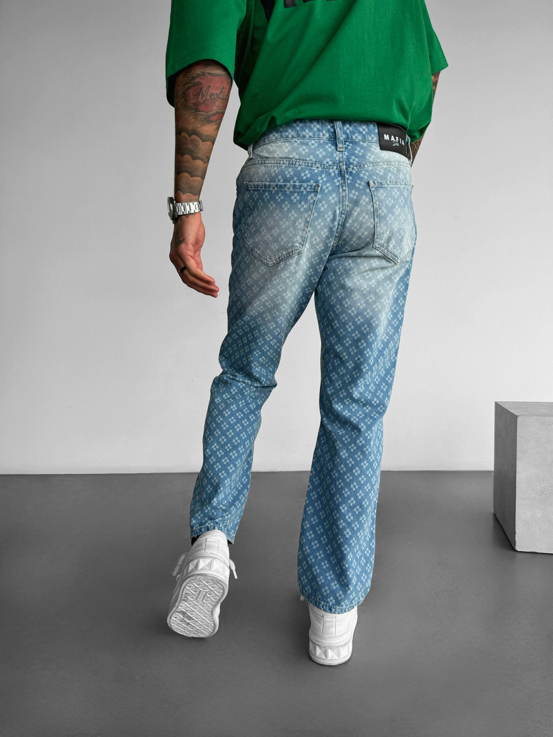 Baggy Embroidered Jeans - Light Blue