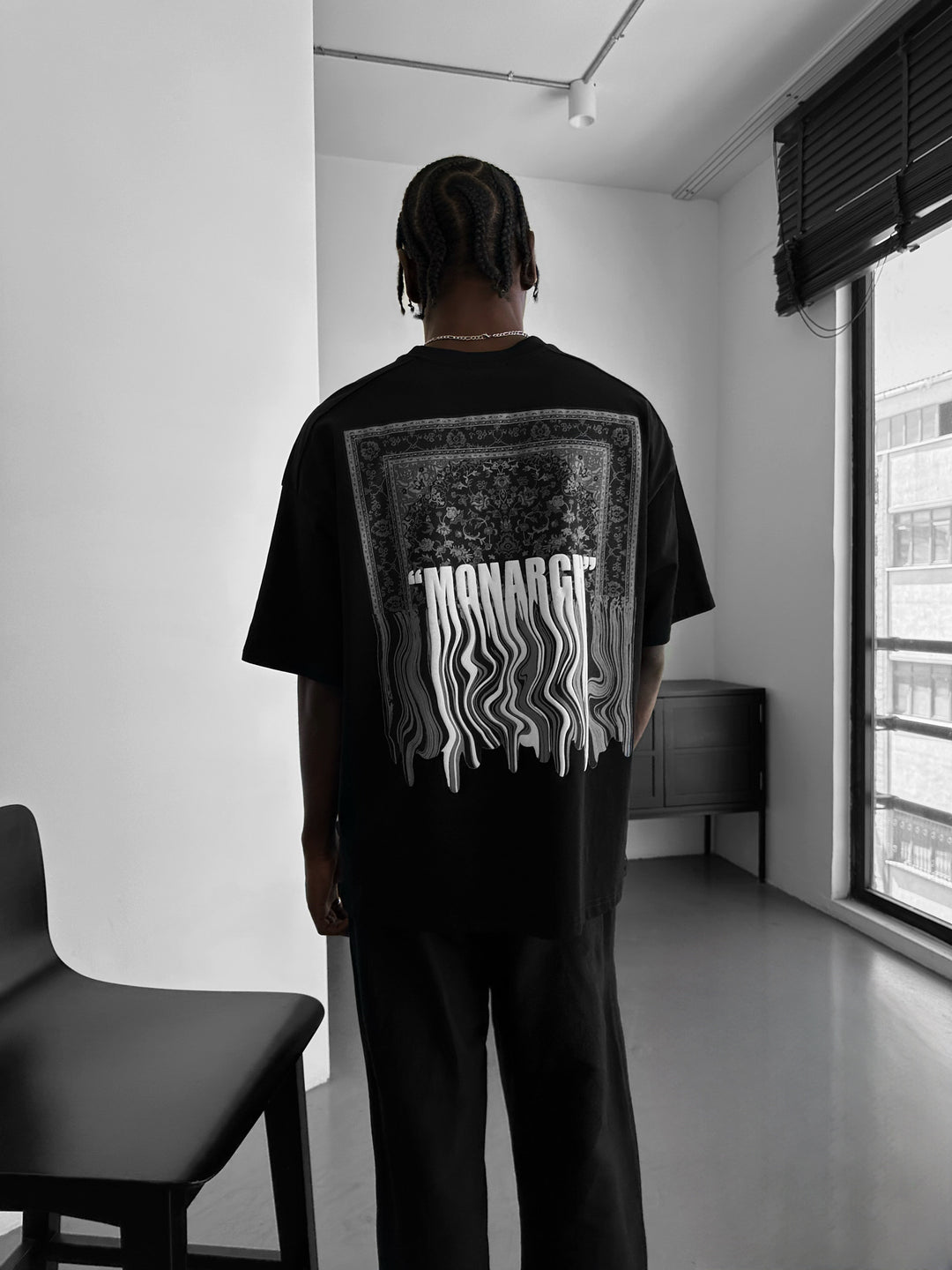 Oversize "Monarch" T-Shirt - Black and White