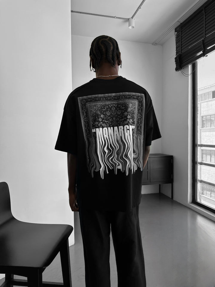 Oversize "Monarch" T-Shirt - Black and White