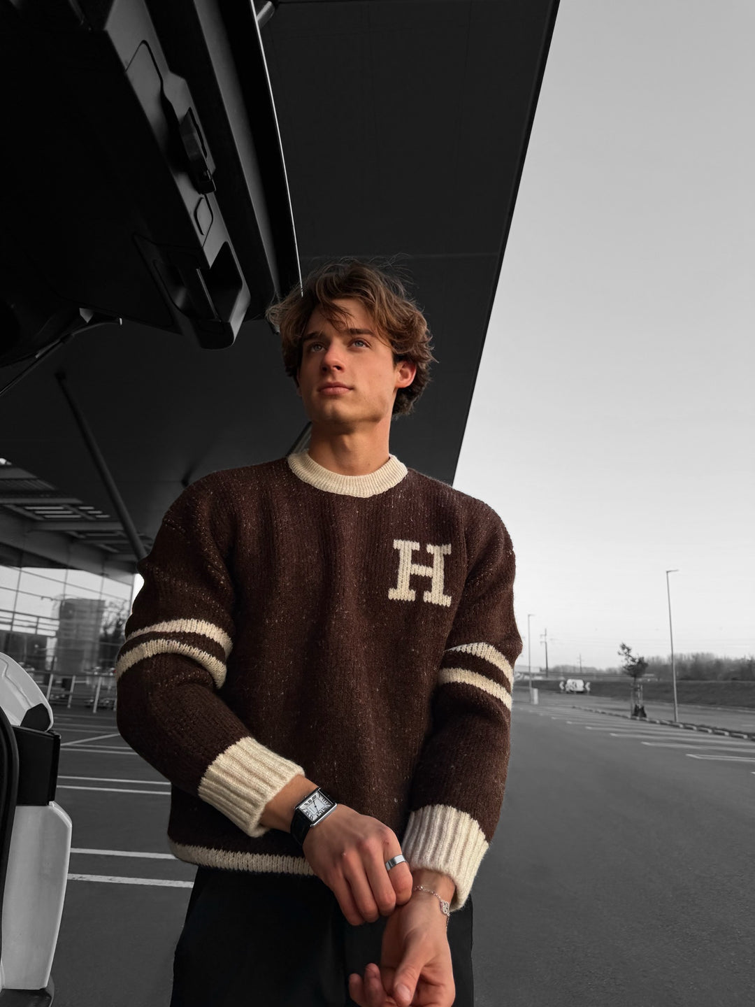 Oversize Knit Letter Sweater - Brown