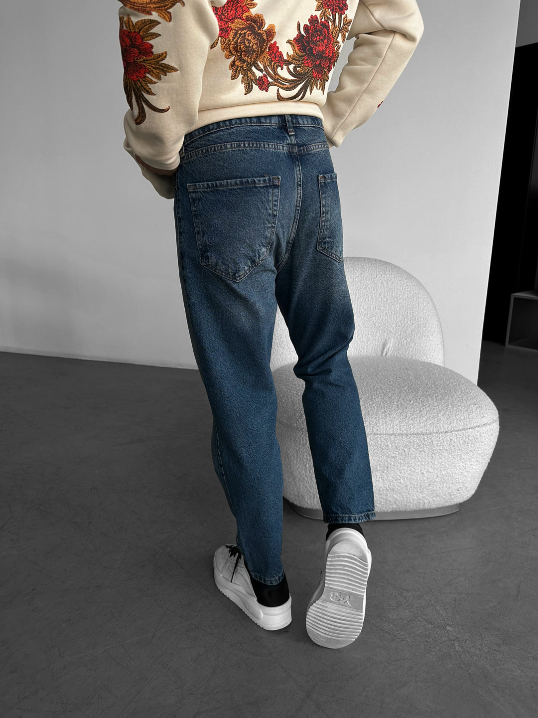 Boyfriend Fit Washed Jeans - Dark Blue