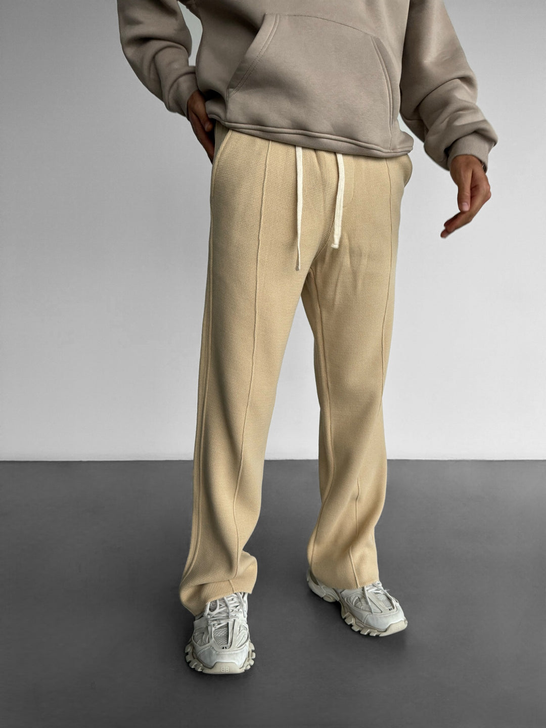 Loose Fit Seam Trousers - Beige