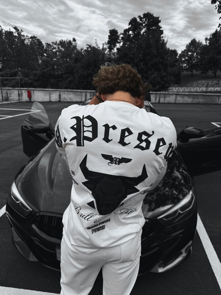 Oversize Bull Worldwide T-shirt - Ecru and Black
