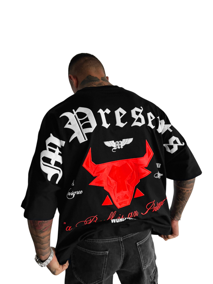 Oversize Bull Worldwide T-shirt - Black and Red