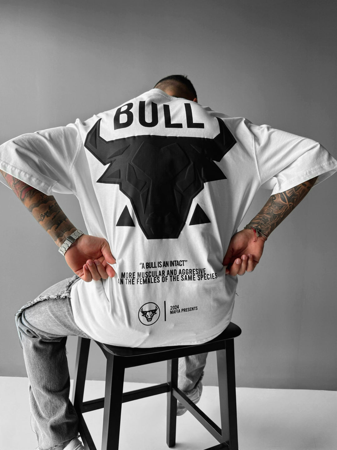 Oversize Bull T-shirt - White and Black
