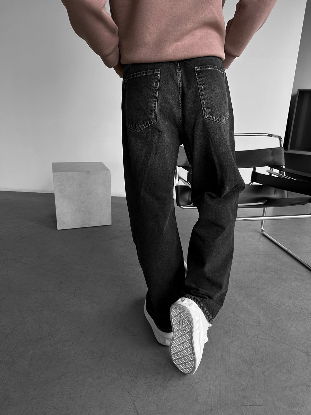 Relax Baggy Washed Jeans  - Black